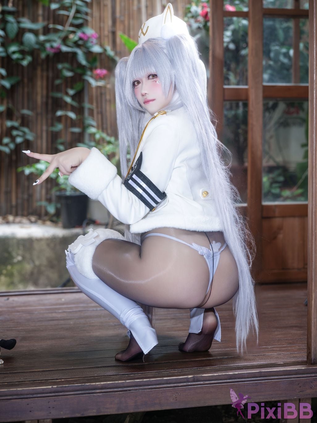Cosplayer Falling Star Great Cleverness Blanc white rabbit lucky express PixiBB.COM 052