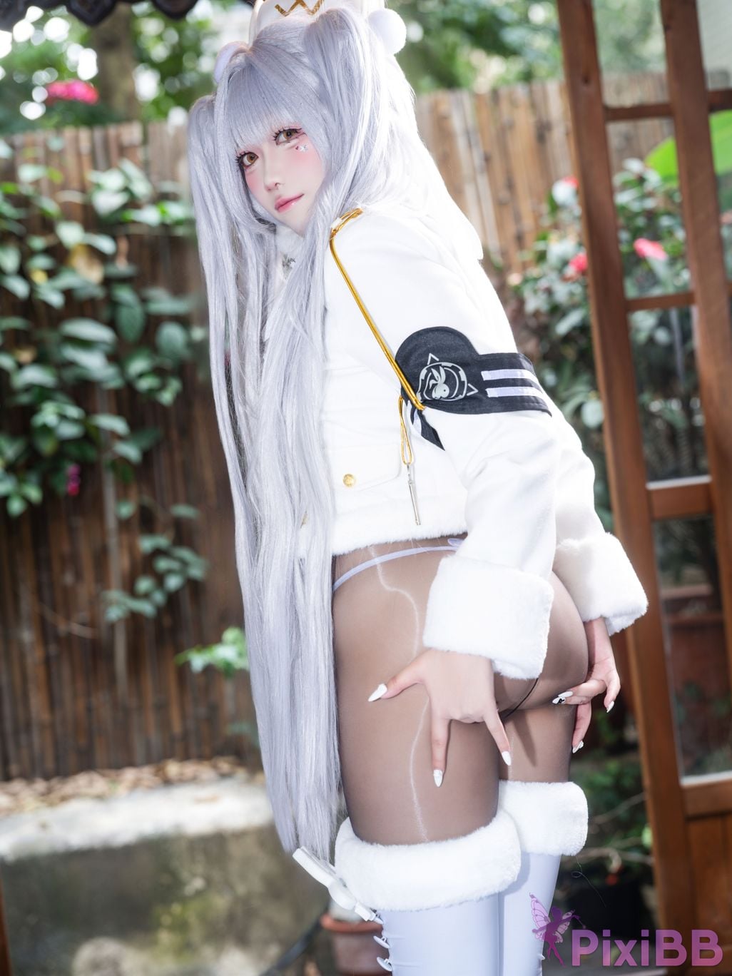 Cosplayer Falling Star Great Cleverness Blanc white rabbit lucky express PixiBB.COM 064
