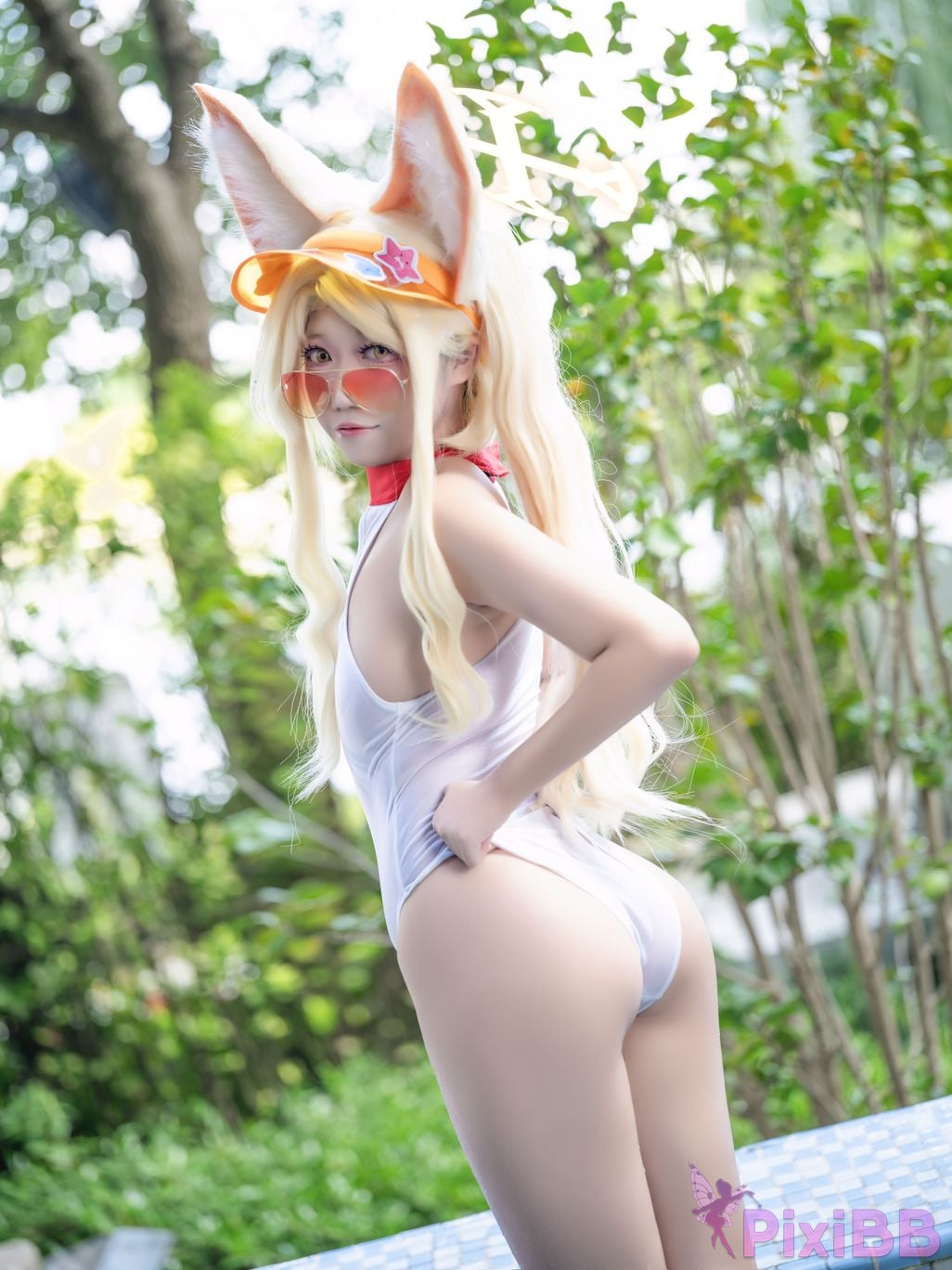Cosplayer Falling Star Great Cleverness Yurizono Seia Swimsuit version March 2026 PixiBB.COM 003