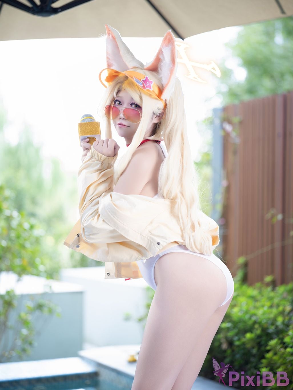 Cosplayer Falling Star Great Cleverness Yurizono Seia Swimsuit version March 2026 PixiBB.COM 017