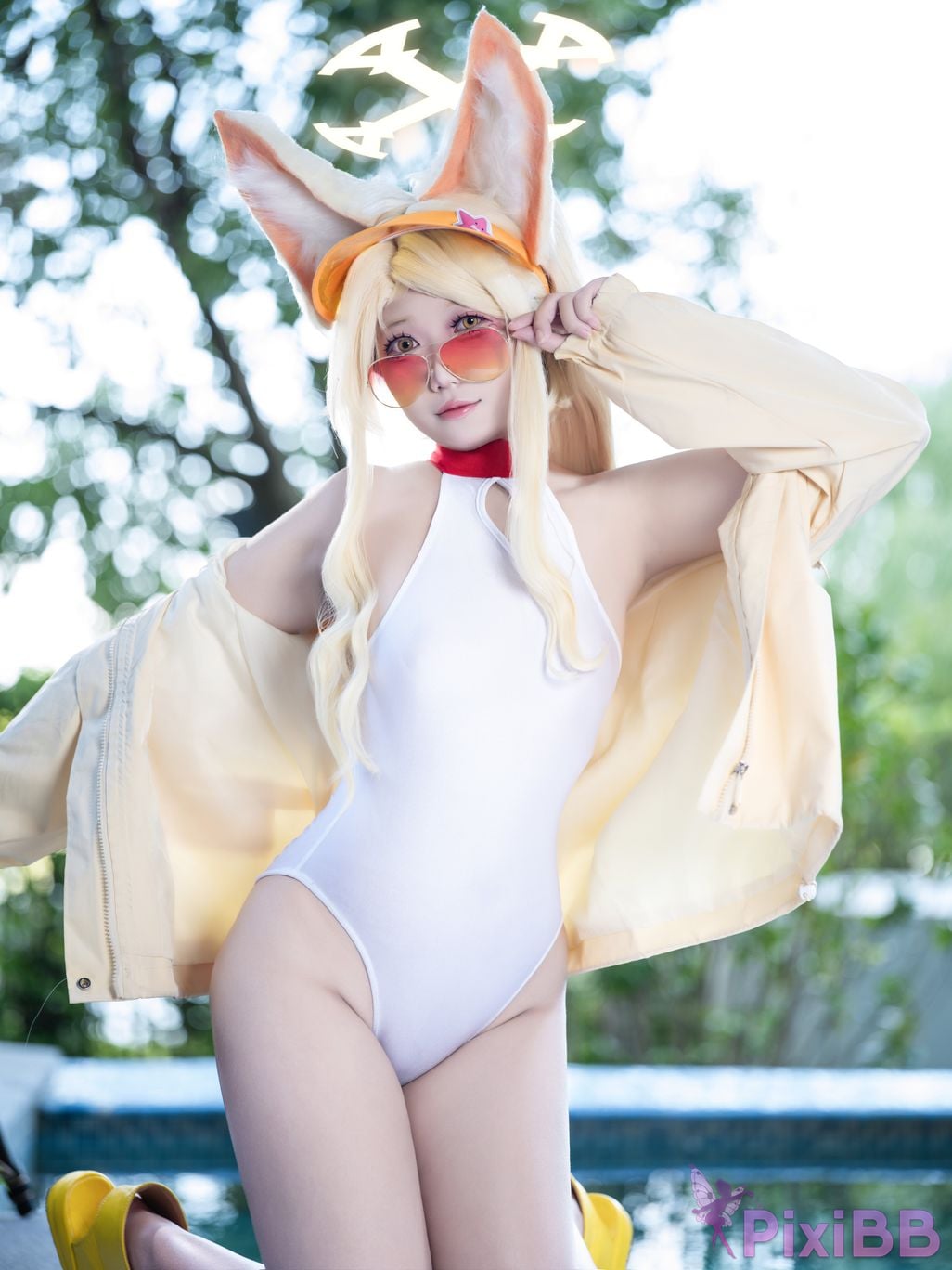 Cosplayer Falling Star Great Cleverness Yurizono Seia Swimsuit version March 2026 PixiBB.COM 022