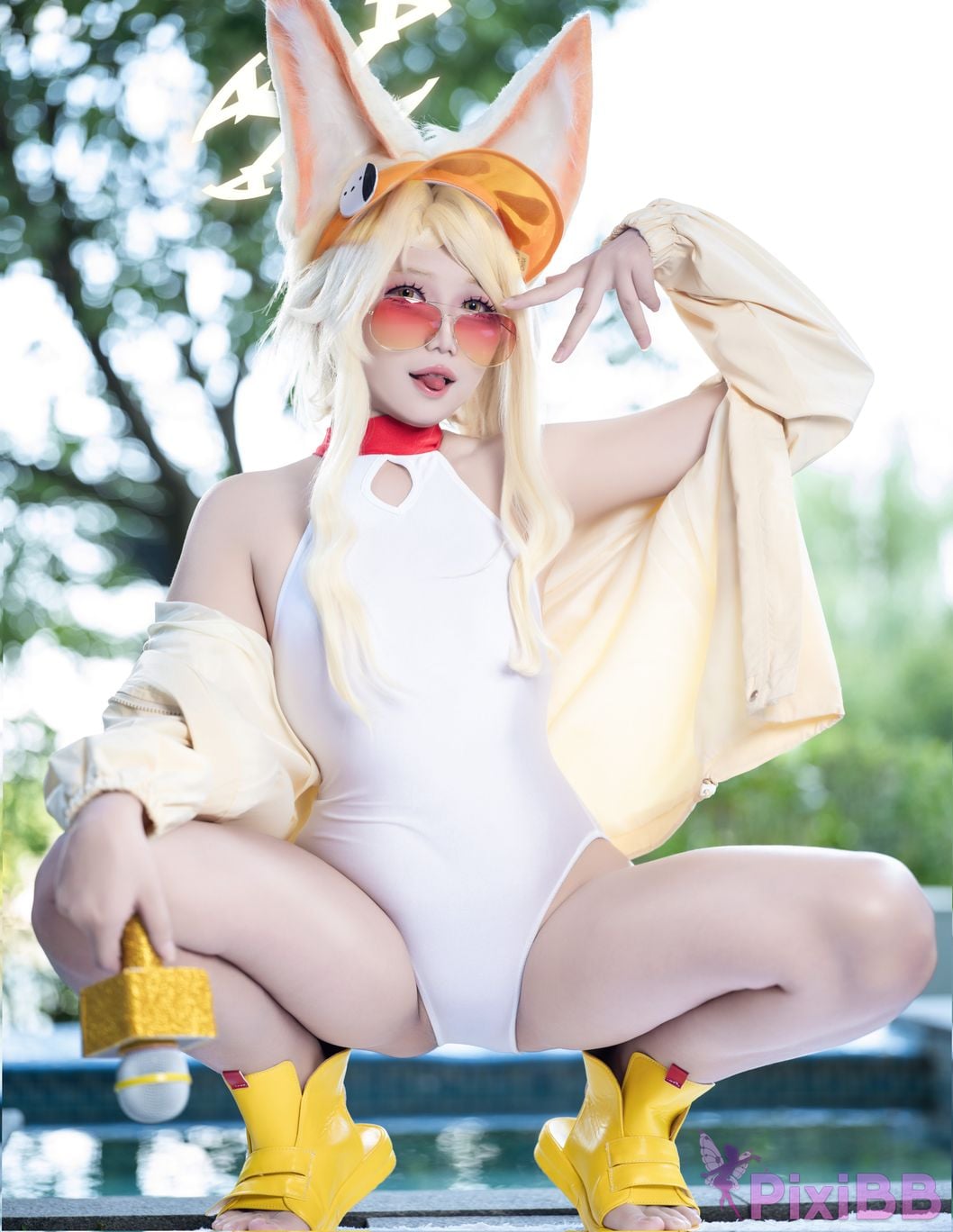 Cosplayer Falling Star Great Cleverness Yurizono Seia Swimsuit version March 2026 PixiBB.COM 025