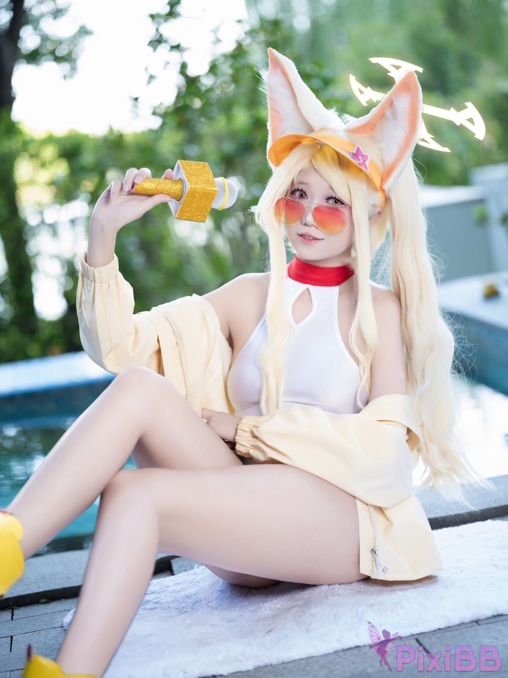 Cosplayer Falling Star Great Cleverness Yurizono Seia Swimsuit version March 2026 PixiBB.COM 027