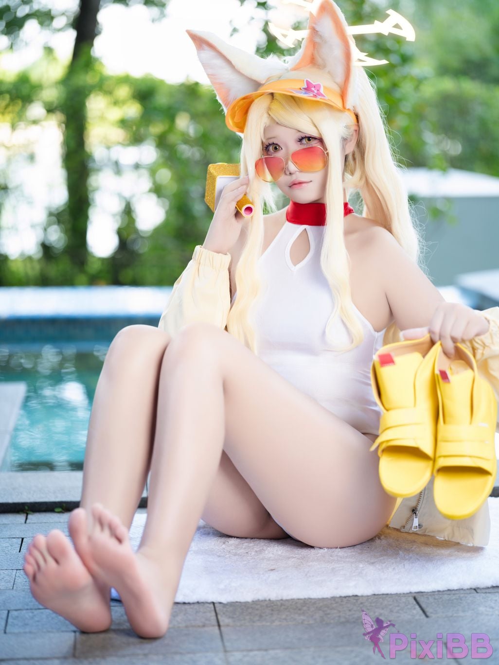 Cosplayer Falling Star Great Cleverness Yurizono Seia Swimsuit version March 2026 PixiBB.COM 028
