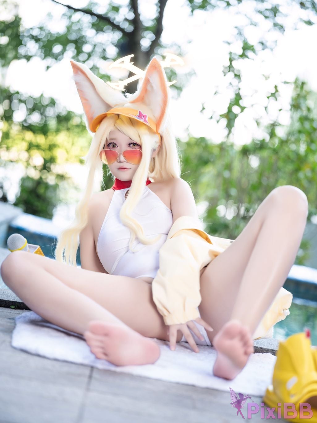Cosplayer Falling Star Great Cleverness Yurizono Seia Swimsuit version March 2026 PixiBB.COM 032