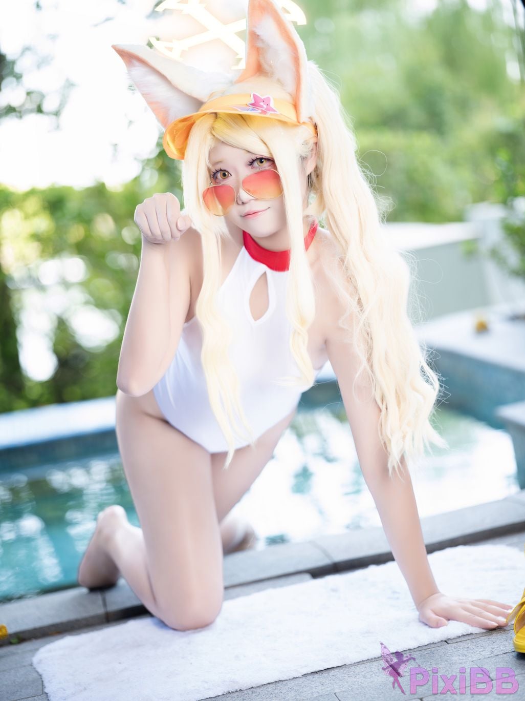 Cosplayer Falling Star Great Cleverness Yurizono Seia Swimsuit version March 2026 PixiBB.COM 043