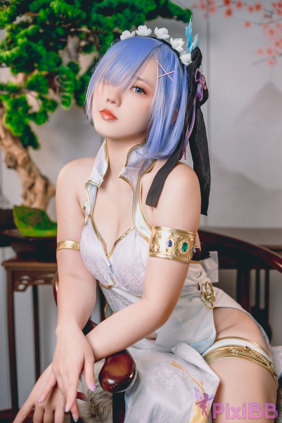 Cosplayer Messie Huang Rem PixiBB.COM 003