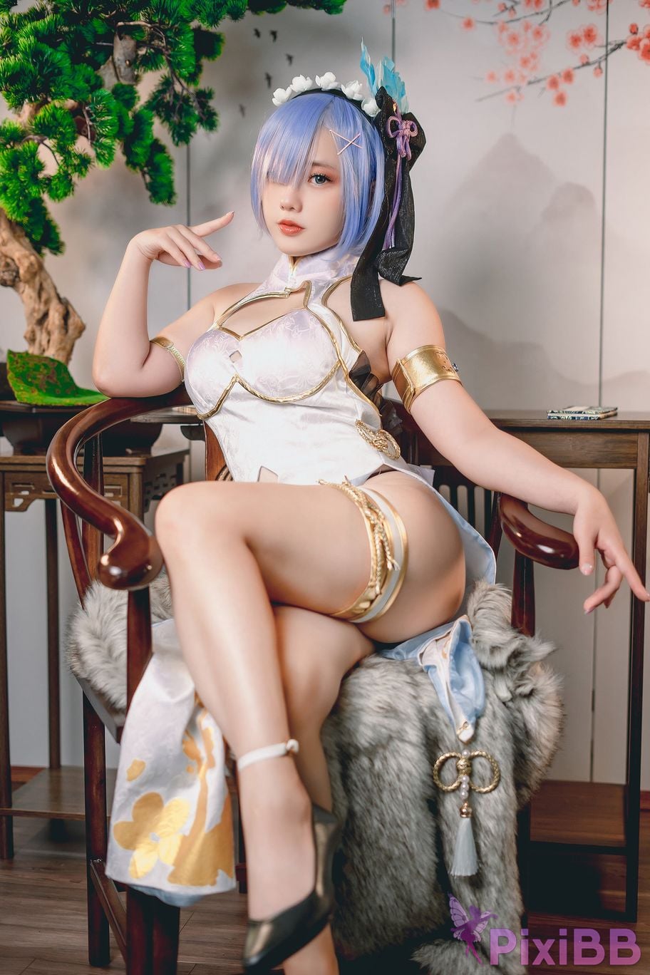 Cosplayer Messie Huang Rem PixiBB.COM 005