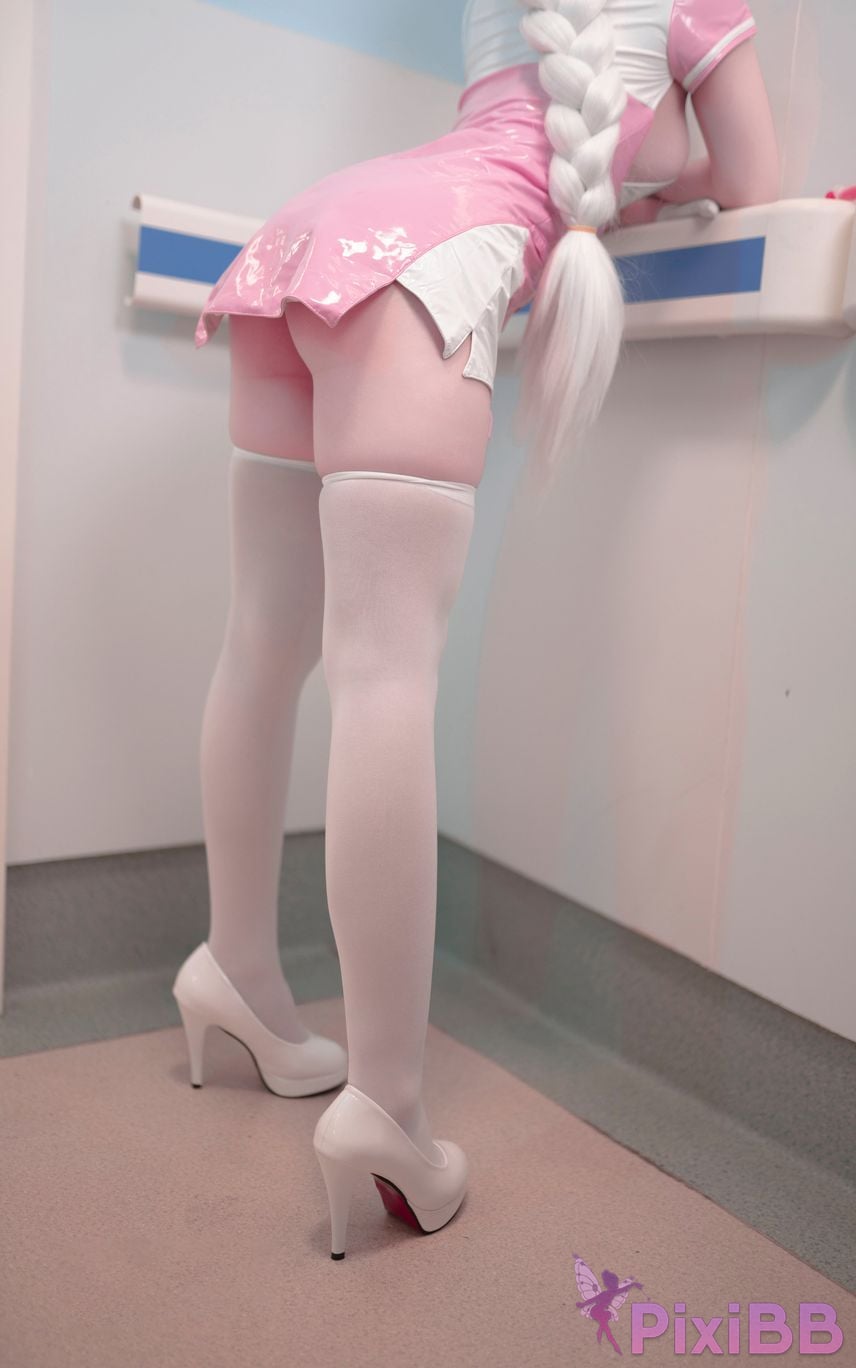 Cosplayer Bangni Bonnie azur lane prince heinrich PixiBB.COM 002
