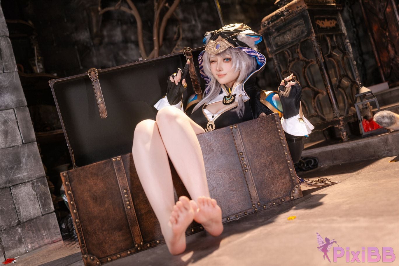 Cosplayer Island fish Collapse Star Dome Railway safir PixiBB.COM 038