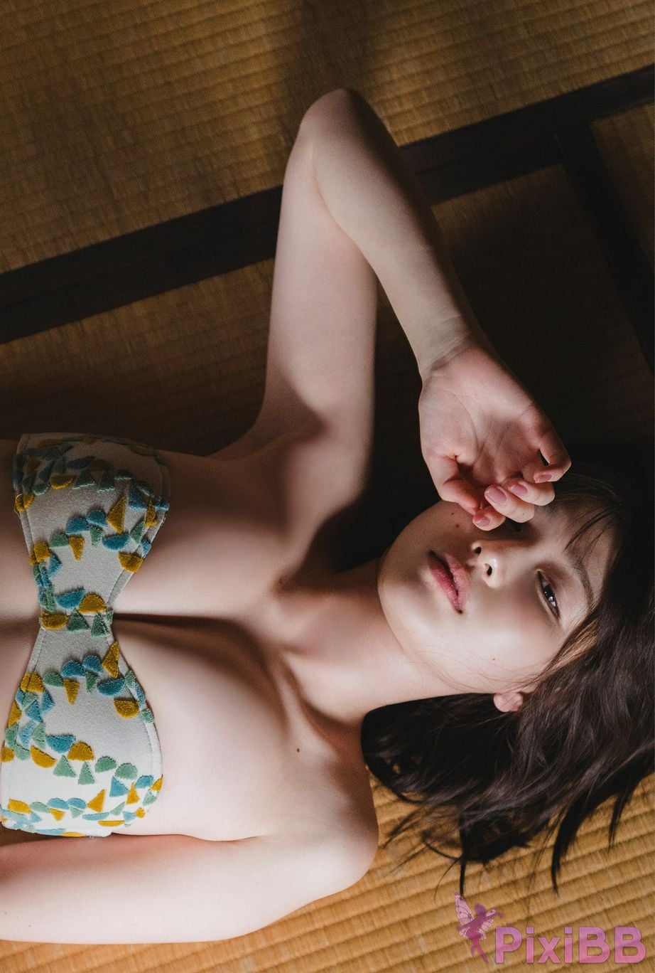 Japanese Idol Yuzuha Saeki EX Popular digital photo collection 84 Butterfly Kiss Innocence that melts the heart PixiBB.COM 002