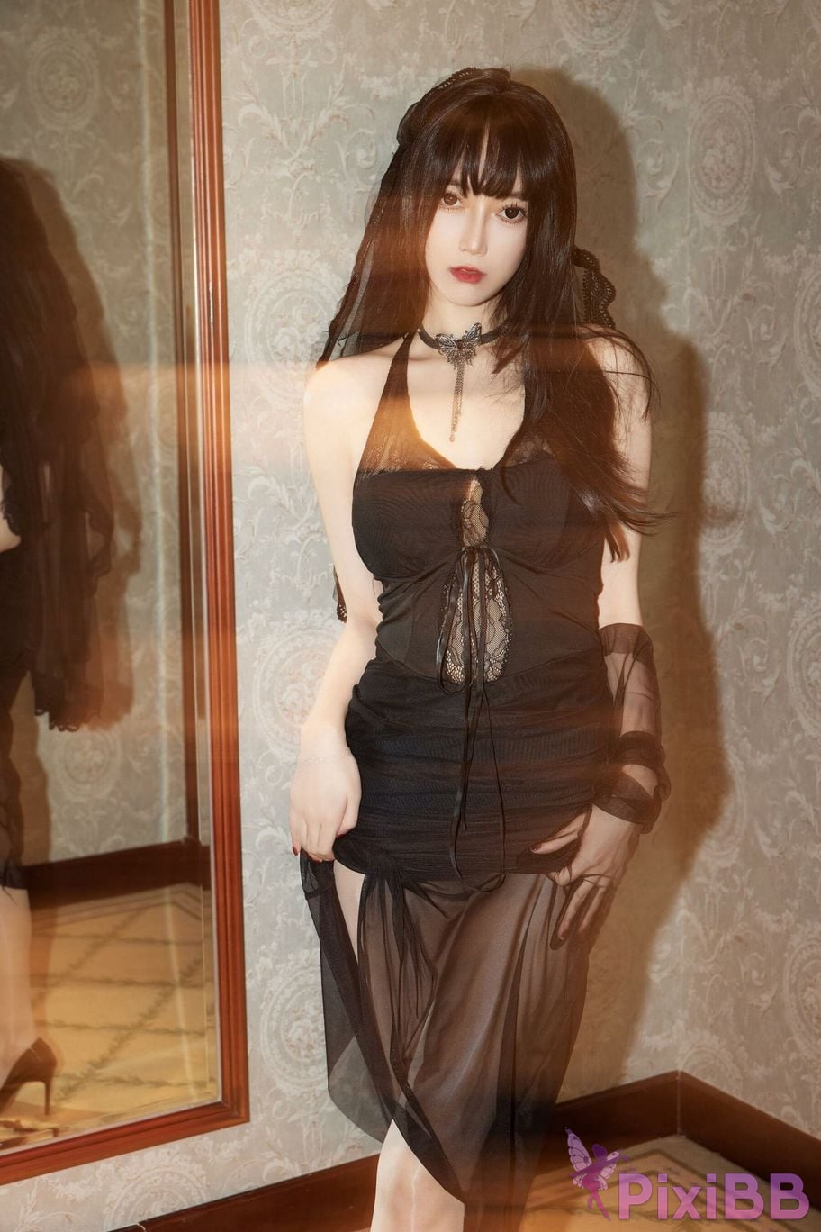 No watermark for in app purchases Yueer Yue er XIUREN Model Black stockings pushed into the corner PixiBB.COM 031
