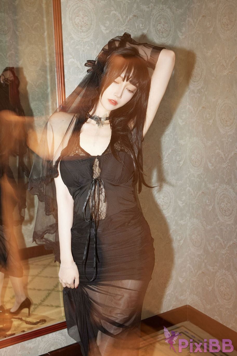 No watermark for in app purchases Yueer Yue er XIUREN Model Black stockings pushed into the corner PixiBB.COM 032
