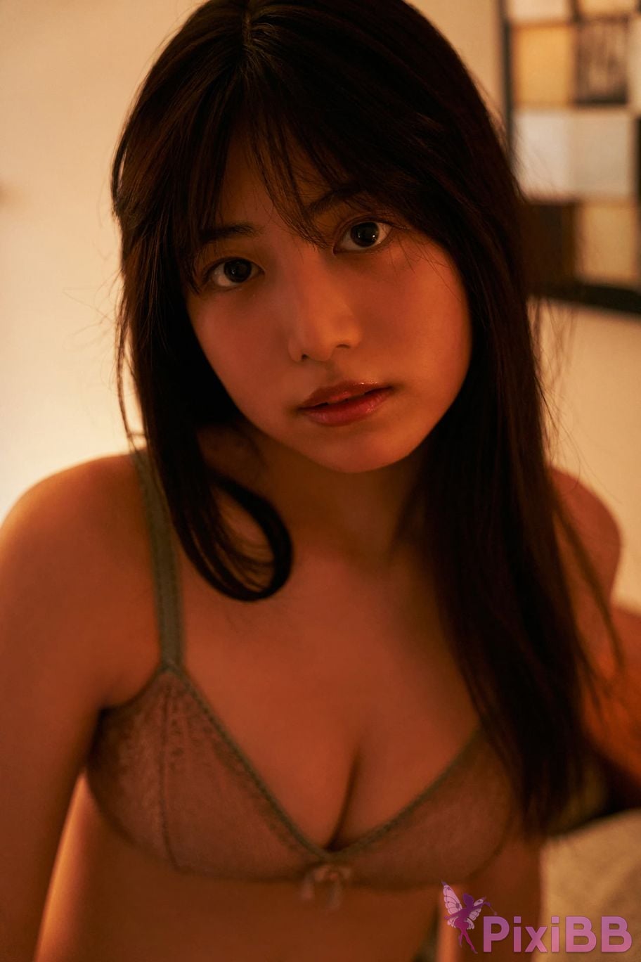 Japanese Idol Rio Yoshida Risakura FLASH digital photo book Take off your clothes PixiBB.COM 024