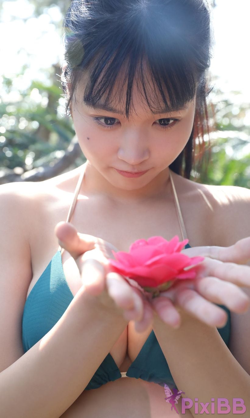 Japanese Idol Miyuka Minami Digital only weekly play PHOTO BOOK The real thing that emerges 17 age PixiBB.COM 023