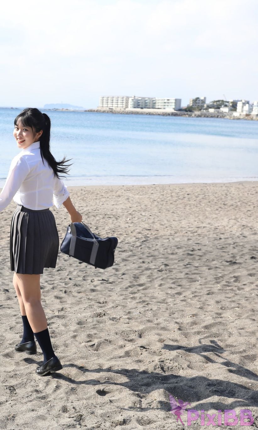 Japanese Idol Miyuka Minami Digital only weekly play PHOTO BOOK The real thing that emerges 17 age PixiBB.COM 027