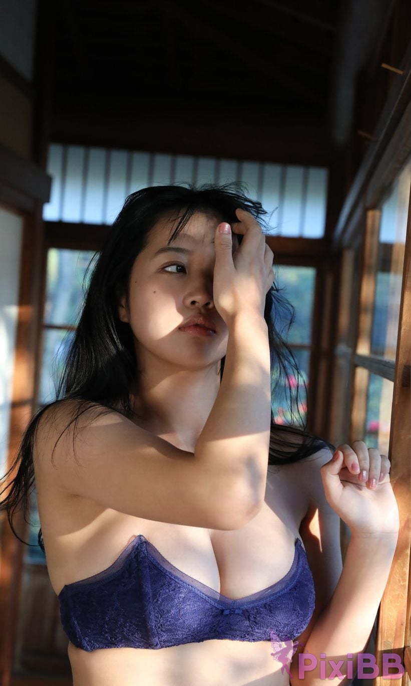 Japanese Idol Miyuka Minami Digital only weekly play PHOTO BOOK The real thing that emerges 17 age PixiBB.COM 046