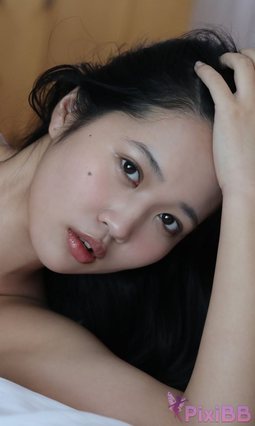 Japanese Idol Miyuka Minami Digital only weekly play PHOTO BOOK The real thing that emerges 17 age PixiBB.COM 055