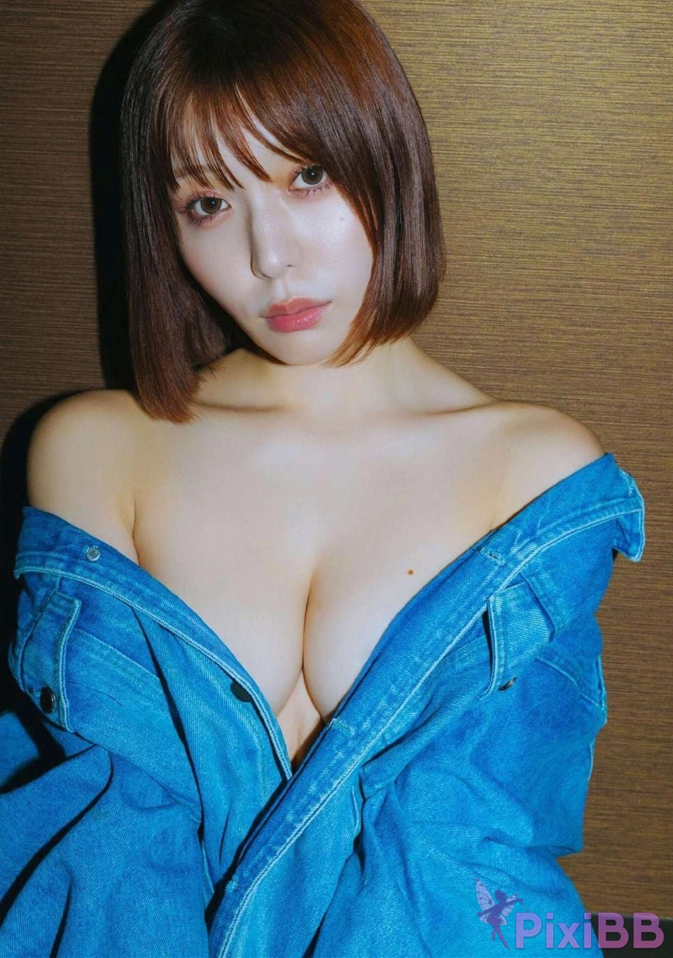 Japanese Idol Shiori Naruse photo collection on that leg in love PixiBB.COM 143