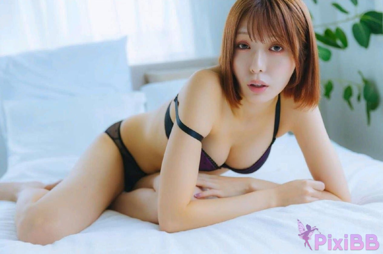 Japanese Idol Shiori Naruse photo collection on that leg in love PixiBB.COM 195