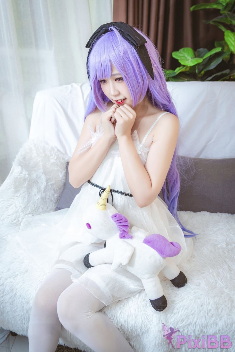 Cosplayer Time flies w unicorn pajamas PixiBB.COM 001