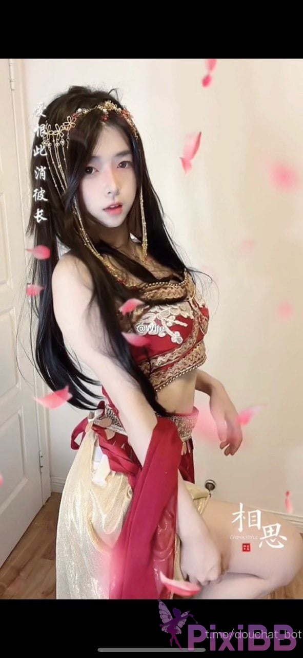OtherXXX The cat with short hair big girl Douyin royal sister A collection of best body views PixiBB.COM 040