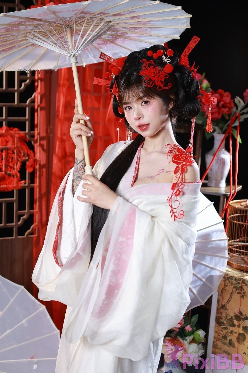 OtherXXX The cat with short hair big girl Douyin royal sister A collection of best body views PixiBB.COM 056