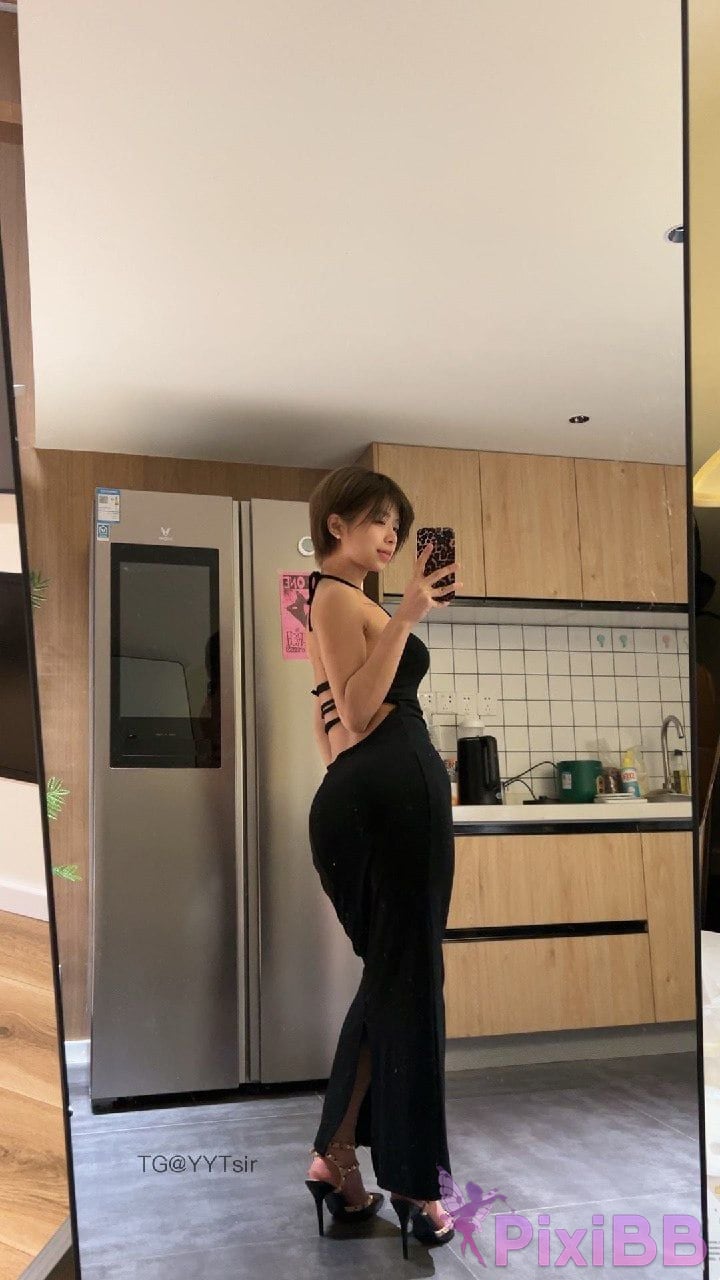 OtherXXX The cat with short hair big girl Douyin royal sister A collection of best body views PixiBB.COM 072