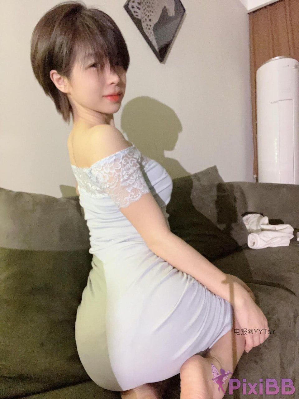 OtherXXX The cat with short hair big girl Douyin royal sister A collection of best body views PixiBB.COM 1168