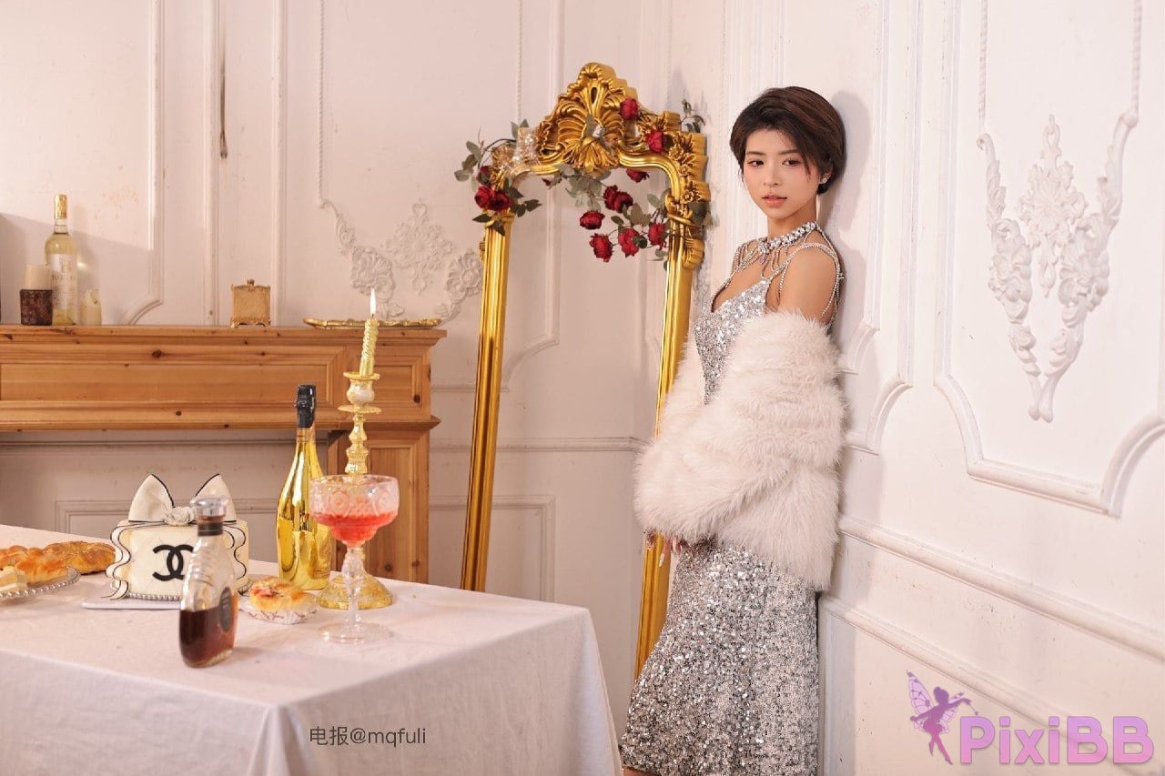 OtherXXX The cat with short hair big girl Douyin royal sister A collection of best body views PixiBB.COM 122
