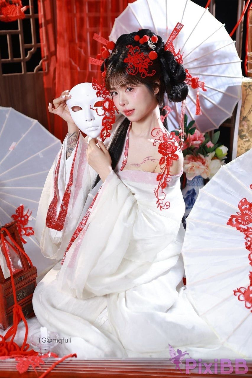 OtherXXX The cat with short hair big girl Douyin royal sister A collection of best body views PixiBB.COM 200