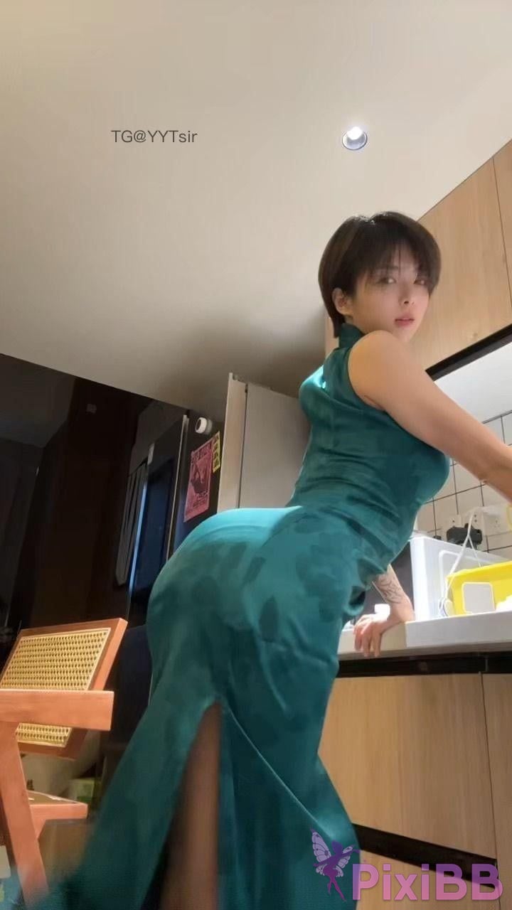 OtherXXX The cat with short hair big girl Douyin royal sister A collection of best body views PixiBB.COM 214