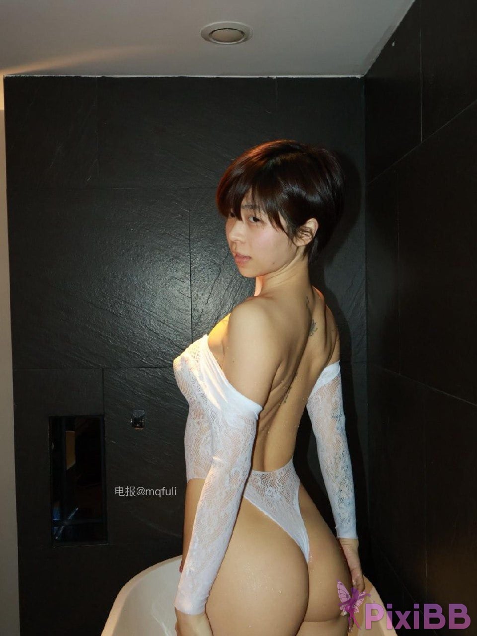 OtherXXX The cat with short hair big girl Douyin royal sister A collection of best body views PixiBB.COM 261