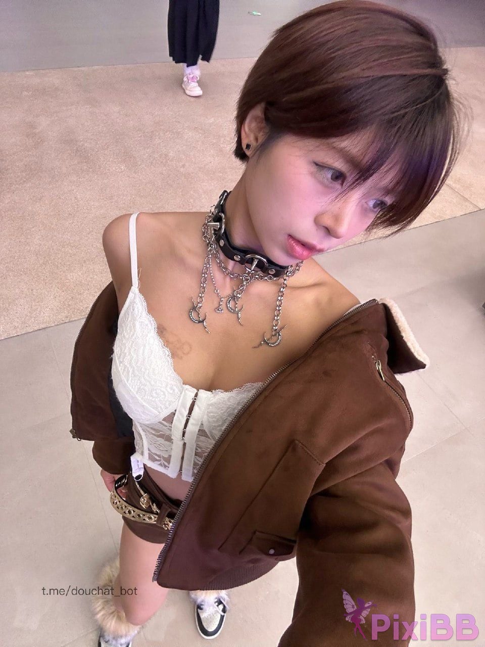 OtherXXX The cat with short hair big girl Douyin royal sister A collection of best body views PixiBB.COM 275
