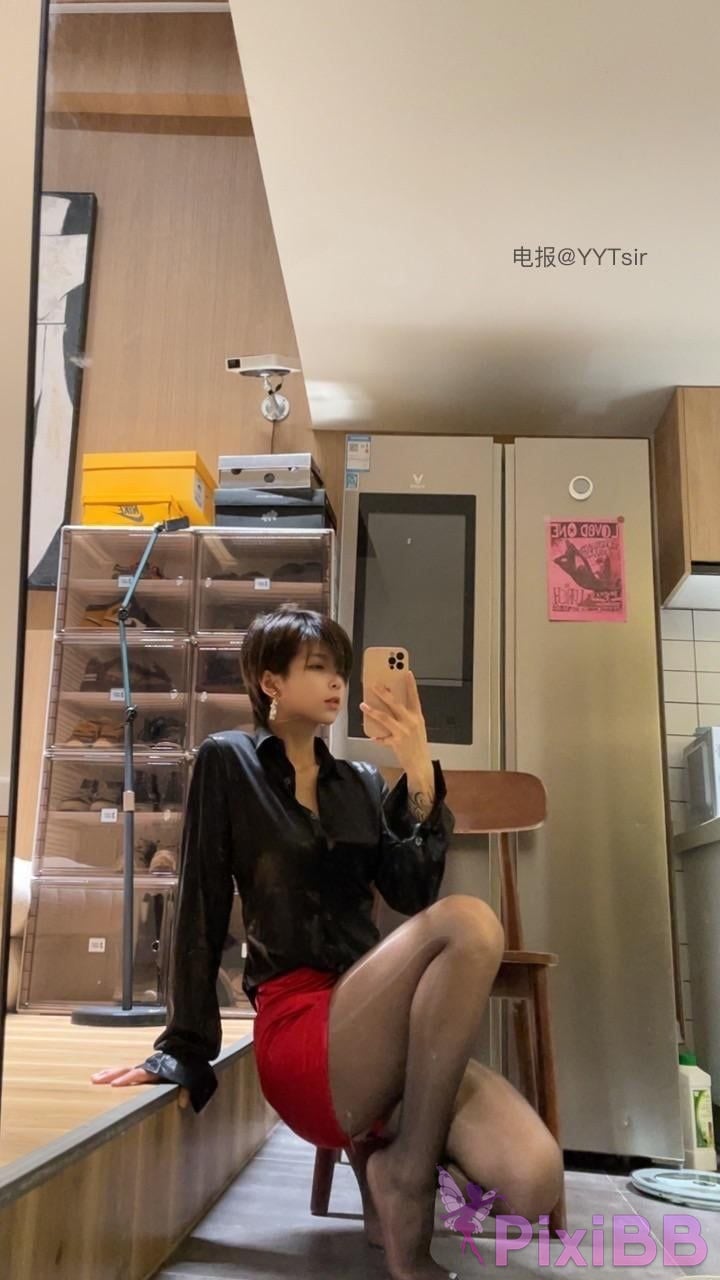OtherXXX The cat with short hair big girl Douyin royal sister A collection of best body views PixiBB.COM 375