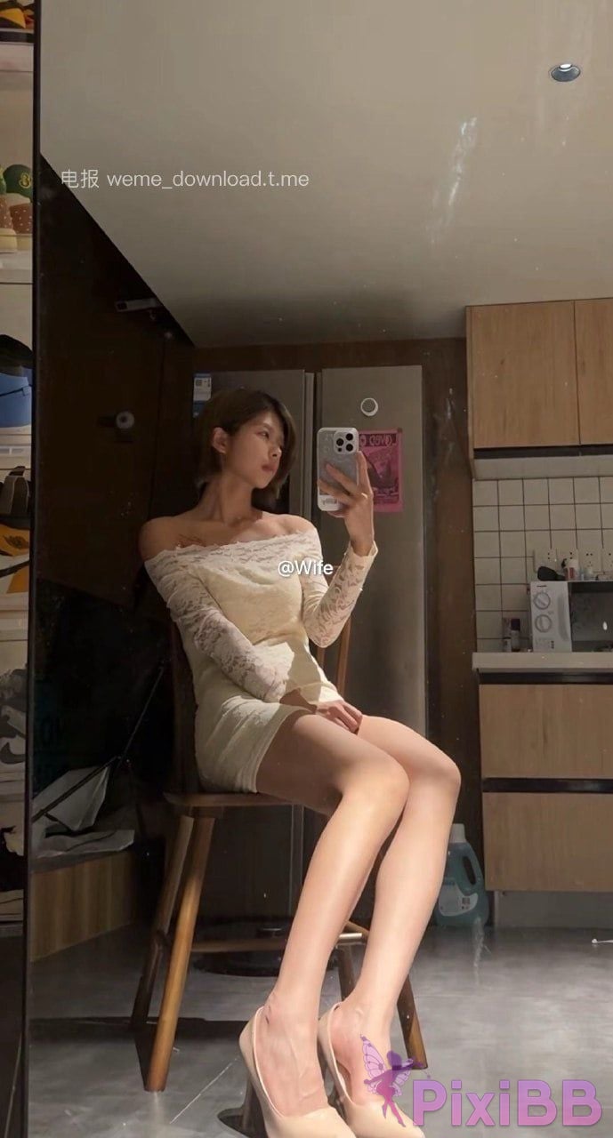 OtherXXX The cat with short hair big girl Douyin royal sister A collection of best body views PixiBB.COM 380