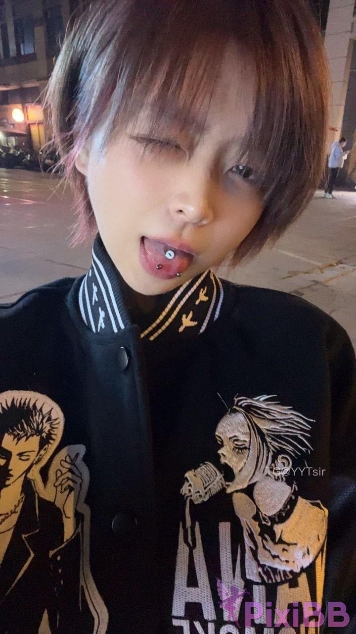 OtherXXX The cat with short hair big girl Douyin royal sister A collection of best body views PixiBB.COM 414