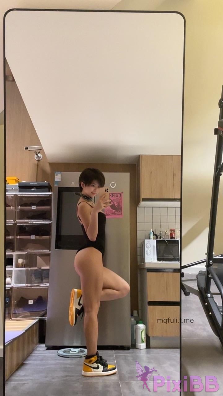 OtherXXX The cat with short hair big girl Douyin royal sister A collection of best body views PixiBB.COM 435