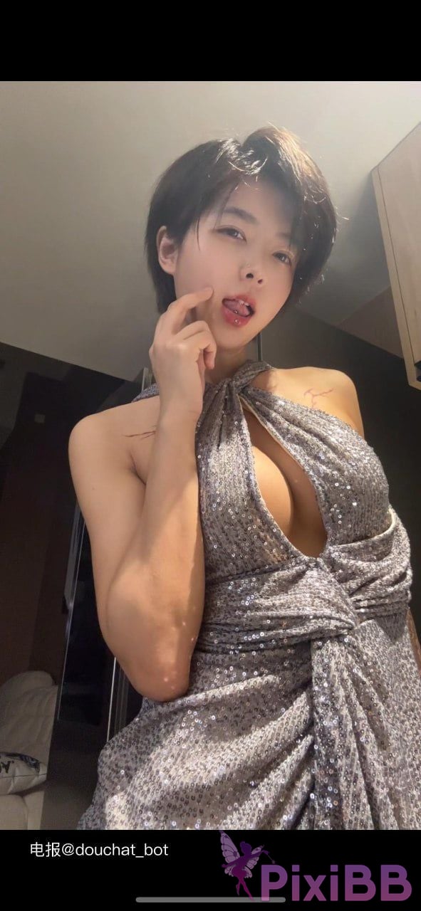 OtherXXX The cat with short hair big girl Douyin royal sister A collection of best body views PixiBB.COM 510