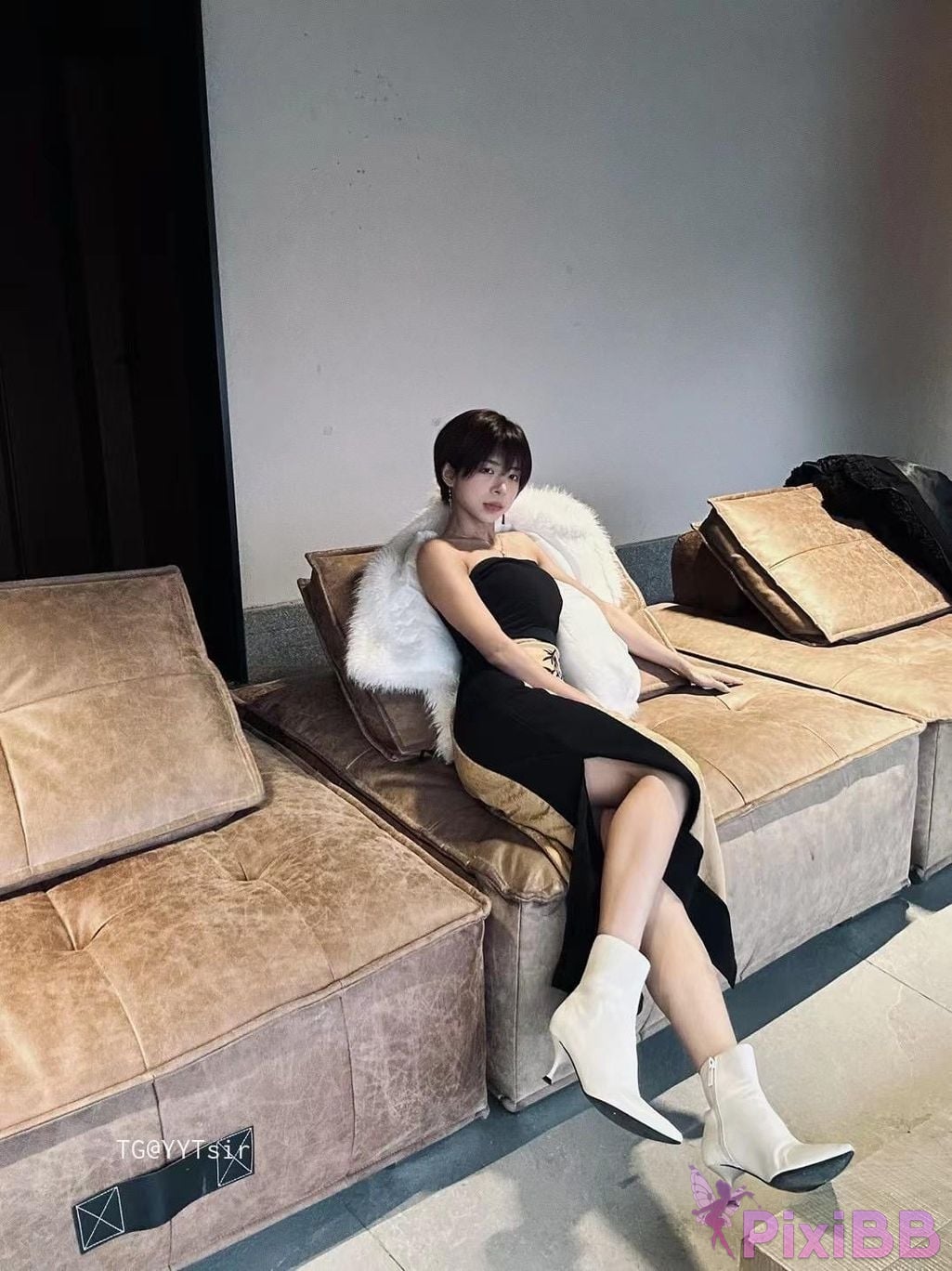 OtherXXX The cat with short hair big girl Douyin royal sister A collection of best body views PixiBB.COM 622