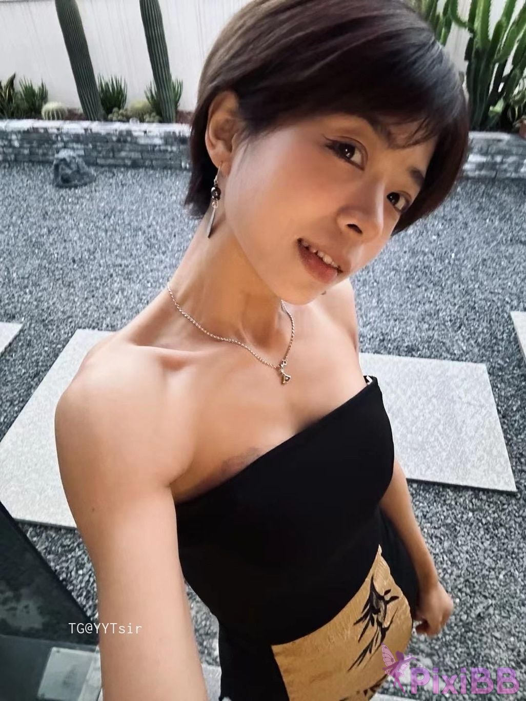OtherXXX The cat with short hair big girl Douyin royal sister A collection of best body views PixiBB.COM 623