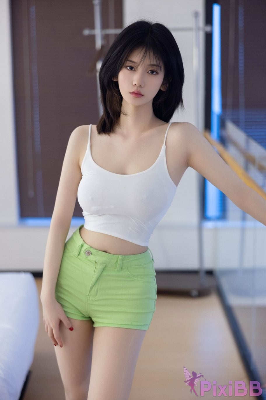 No watermark for in app purchases Ling Qiqi XIUREN Model Sexy little suspender belt PixiBB.COM 004