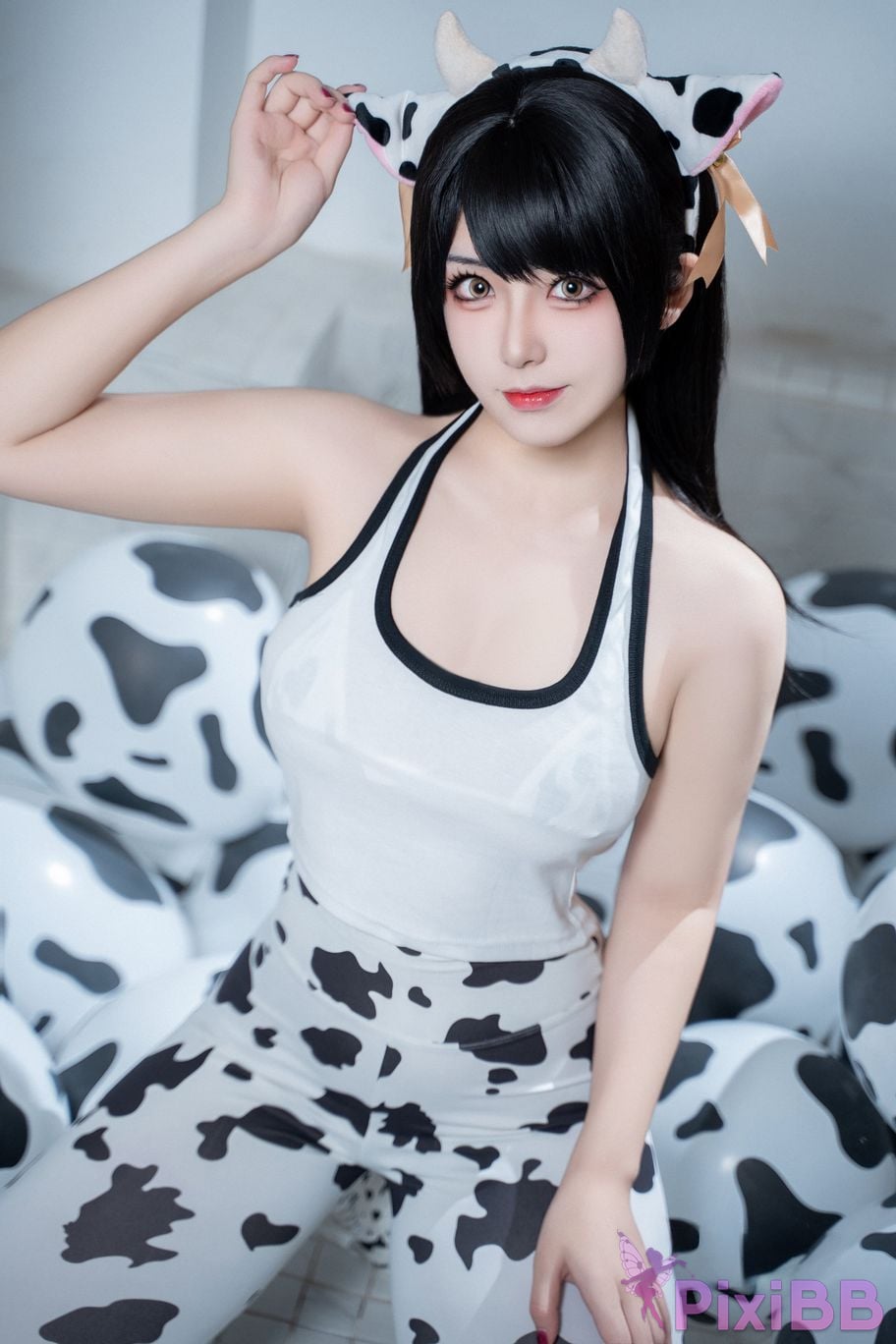 Cosplayer Husensen baby cow PixiBB.COM 043