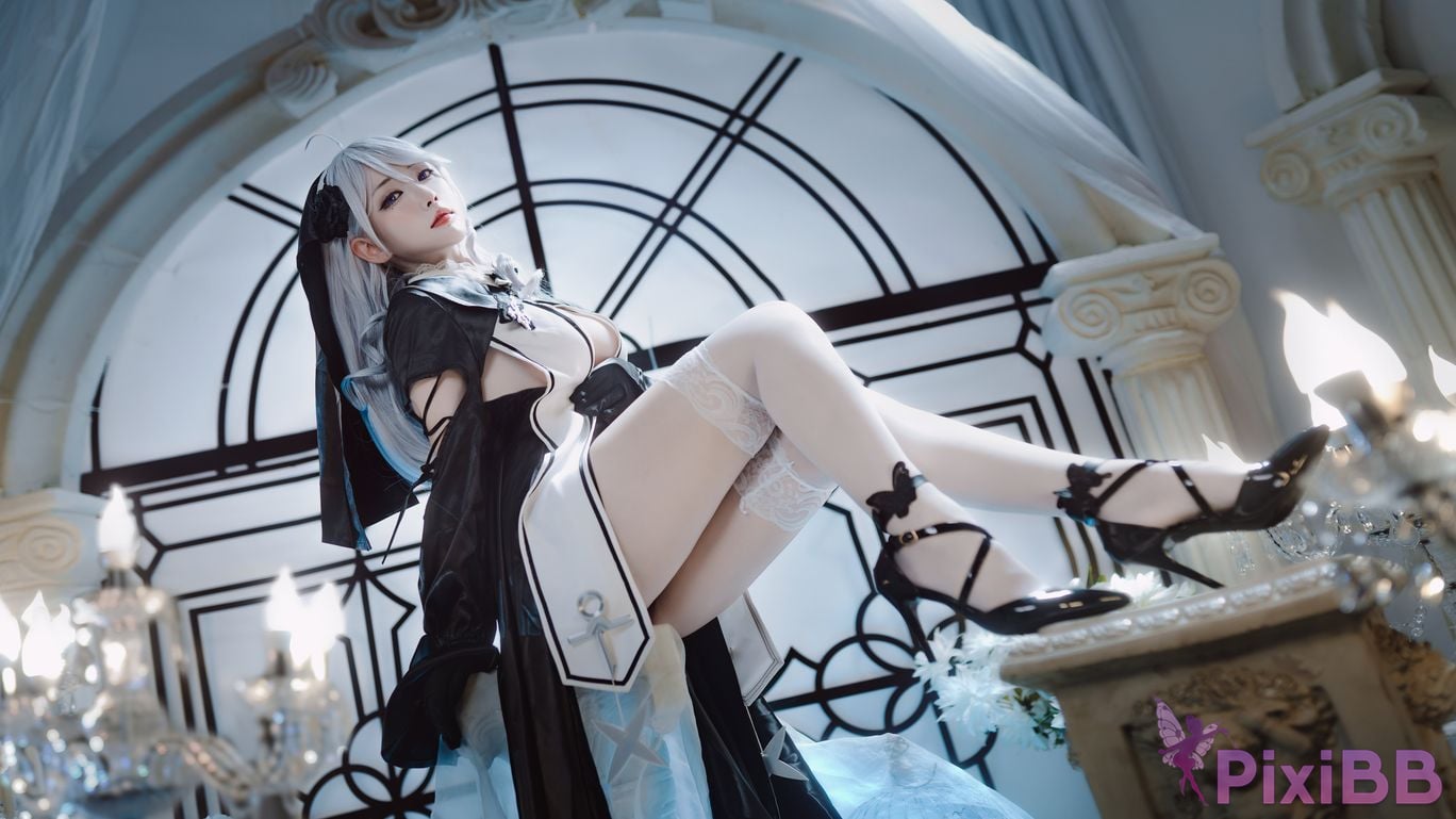 Cosplayer Sakura Miyamoto azur lane Algeria PixiBB.COM 015