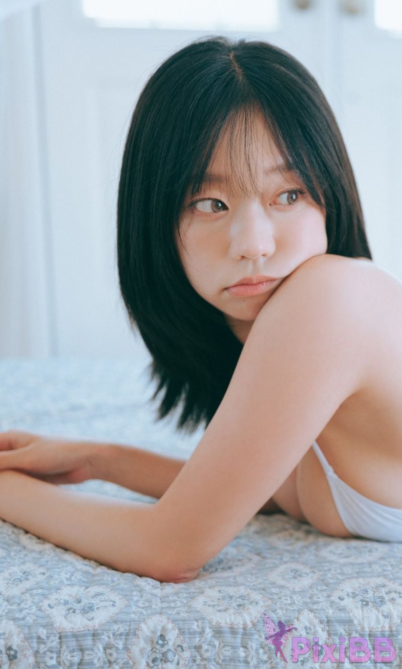Japanese Idol Hikaru Aoyama large increase purity 100 weekly play PHOTO BOOK PixiBB.COM 060