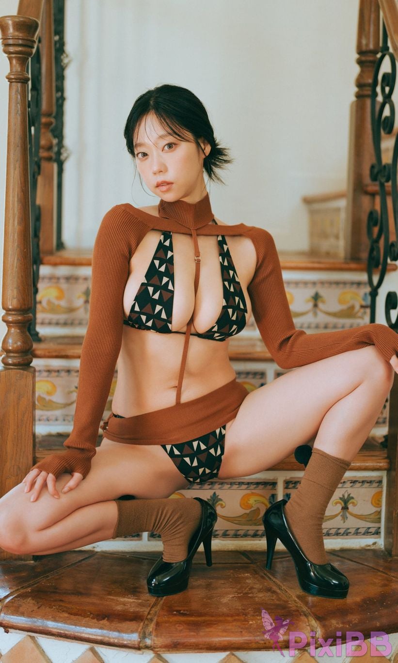 Japanese Idol Hikaru Aoyama large increase purity 100 weekly play PHOTO BOOK PixiBB.COM 102