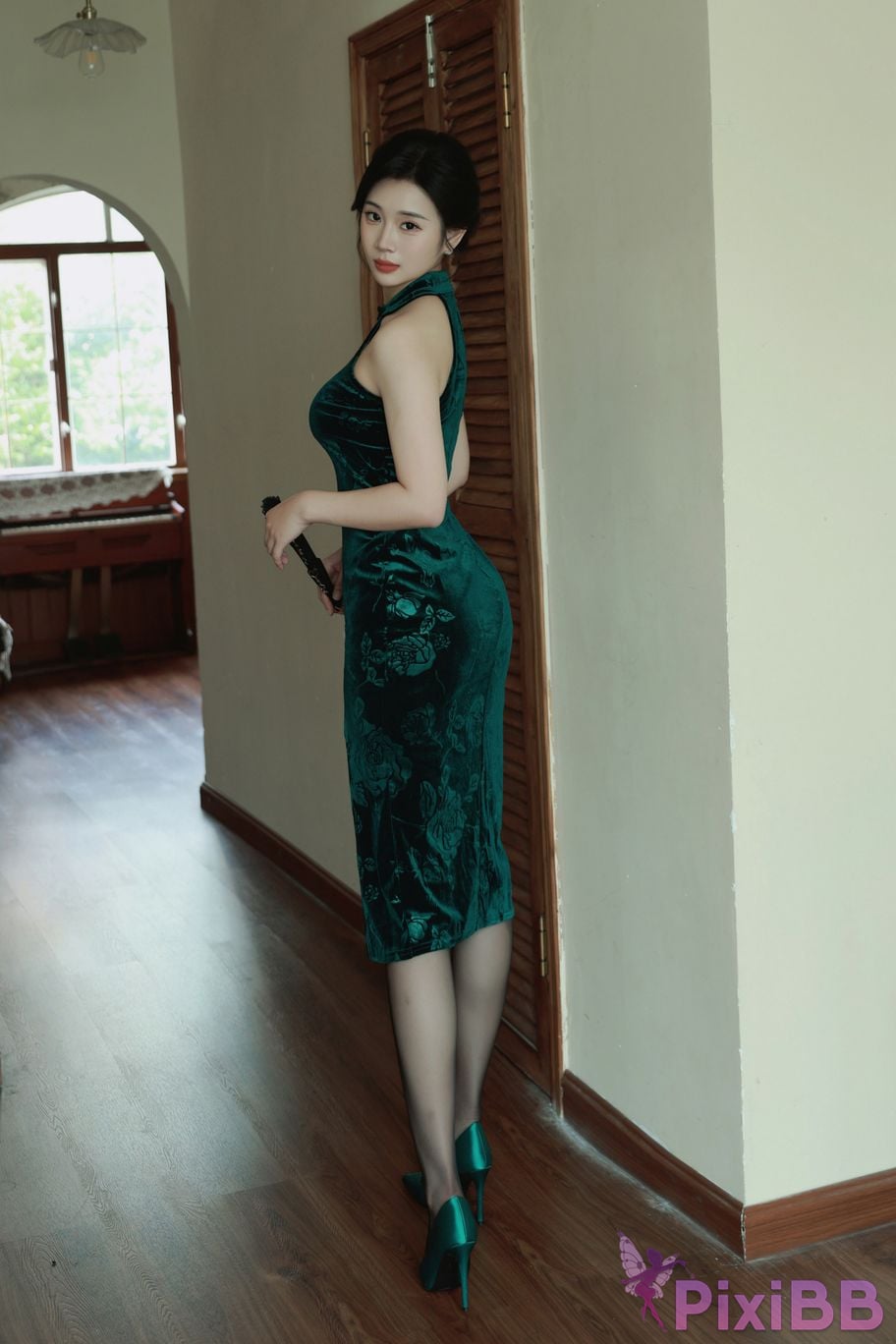 No watermark for in app purchases Nanqiao XIUREN Model Dark green cheongsam PixiBB.COM 003