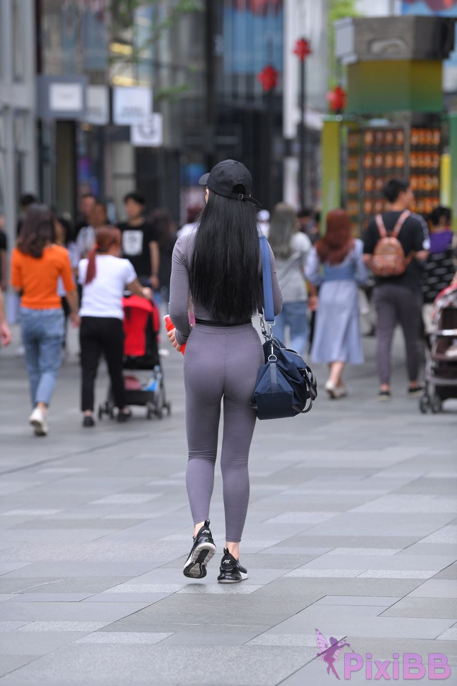 Featured Street Photography Works No.5981 Gray tights with beautiful breasts and small waist PixiBB.COM 039