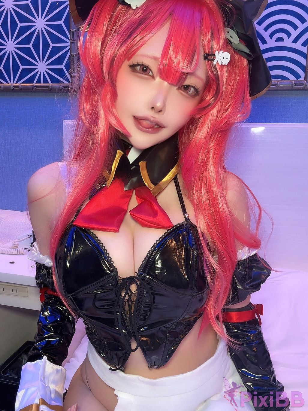 Cosplayer Etocha Mast PixiBB.COM 011