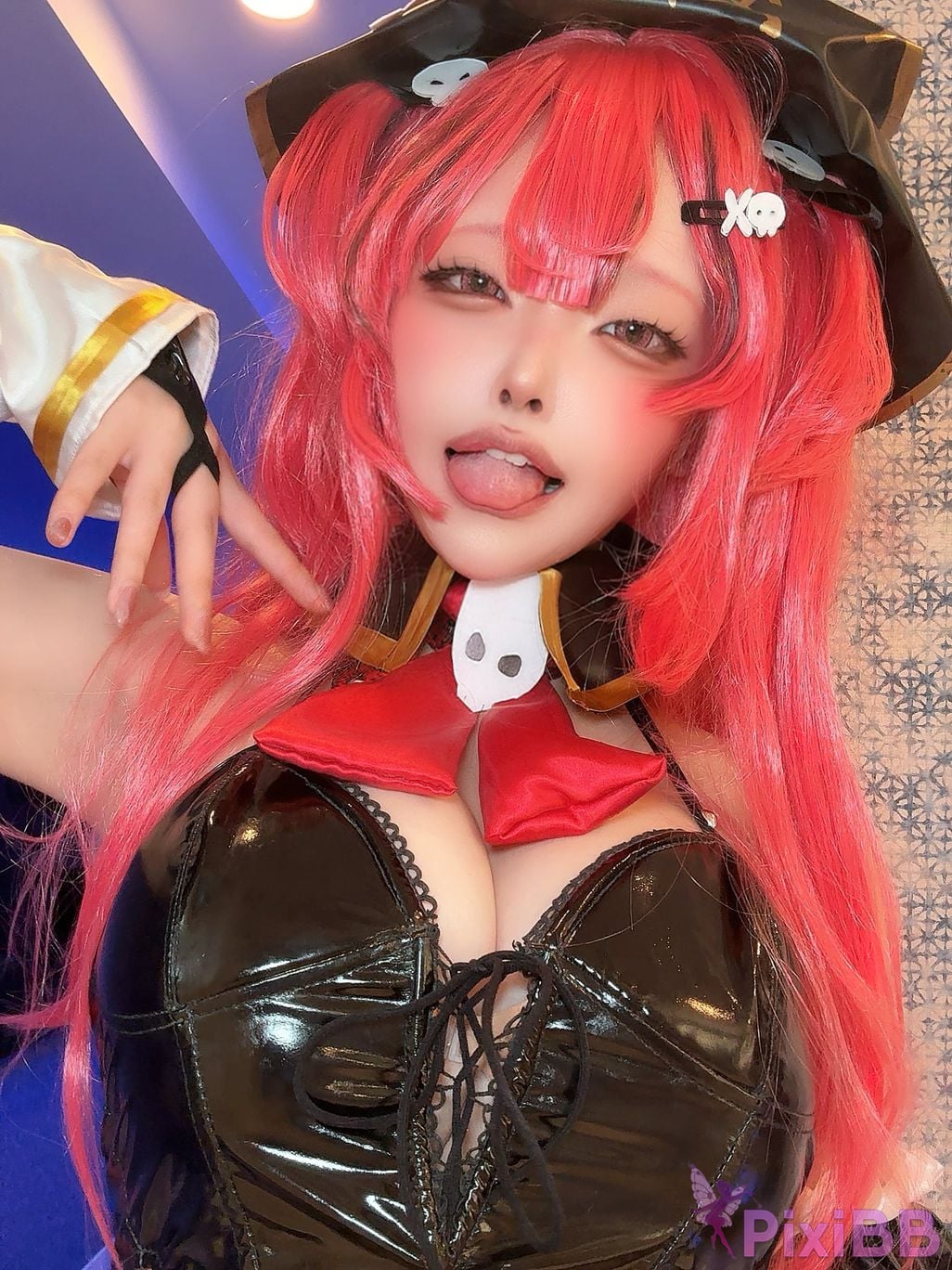 Cosplayer Etocha Mast PixiBB.COM 043